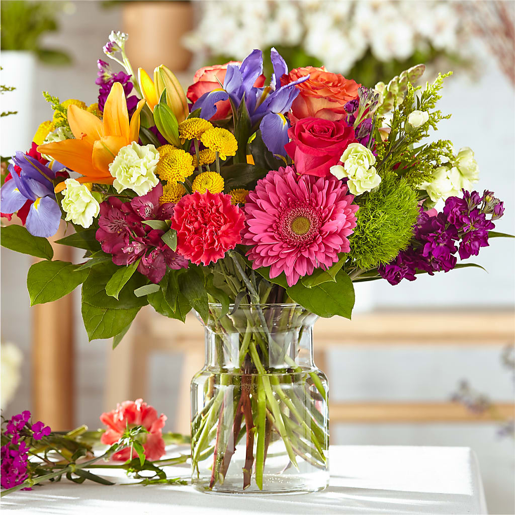 Bold & Bright – A Florist Original – Everbloom Flowers Llc, Aurora OH