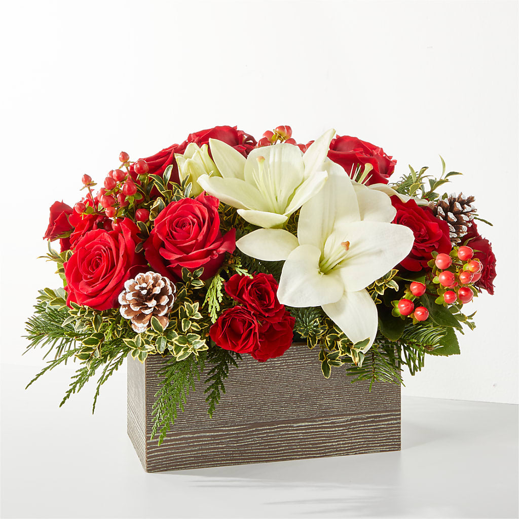 Snowy Wonderland Bouquet – Everbloom Flowers Llc, Aurora OH