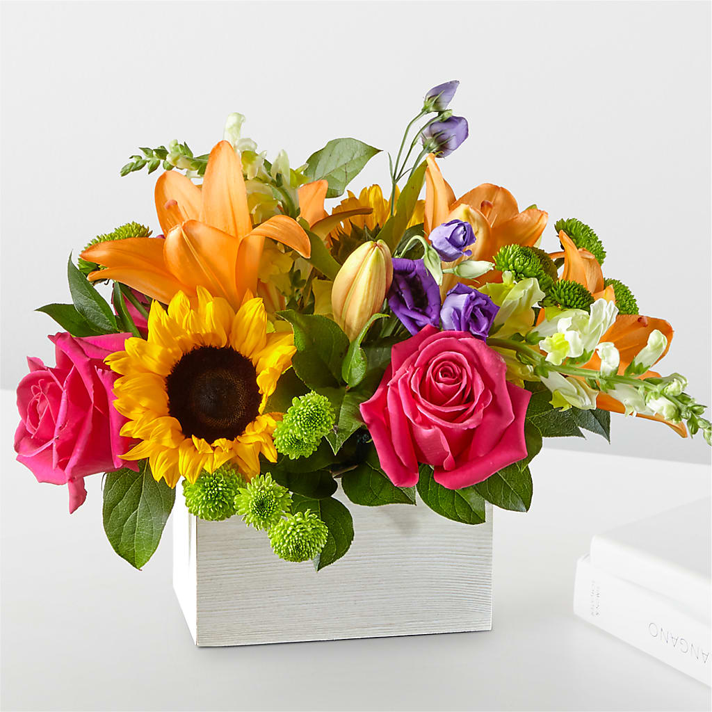 Best Day Box Bouquet – Everbloom Flowers Llc, Aurora OH