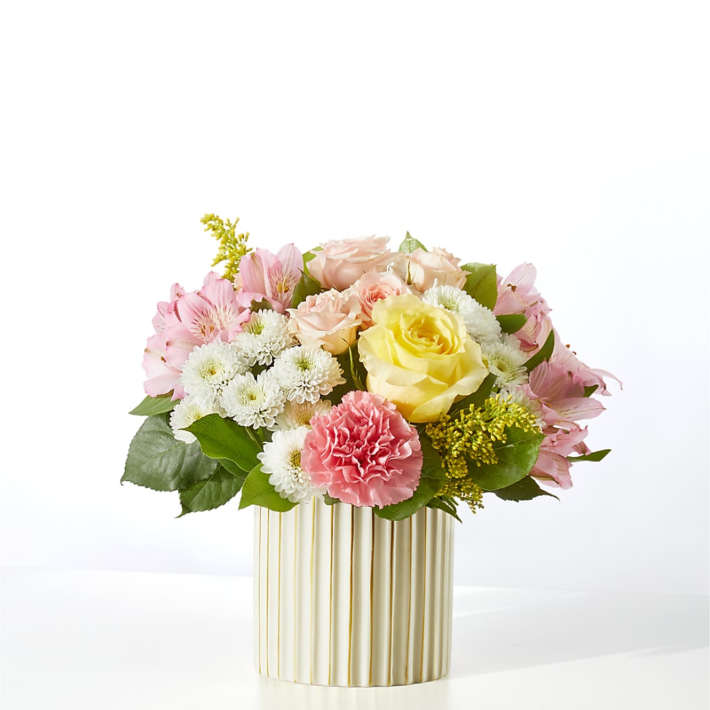 Watercolors Bouquet – Everbloom Flowers Llc, Aurora OH
