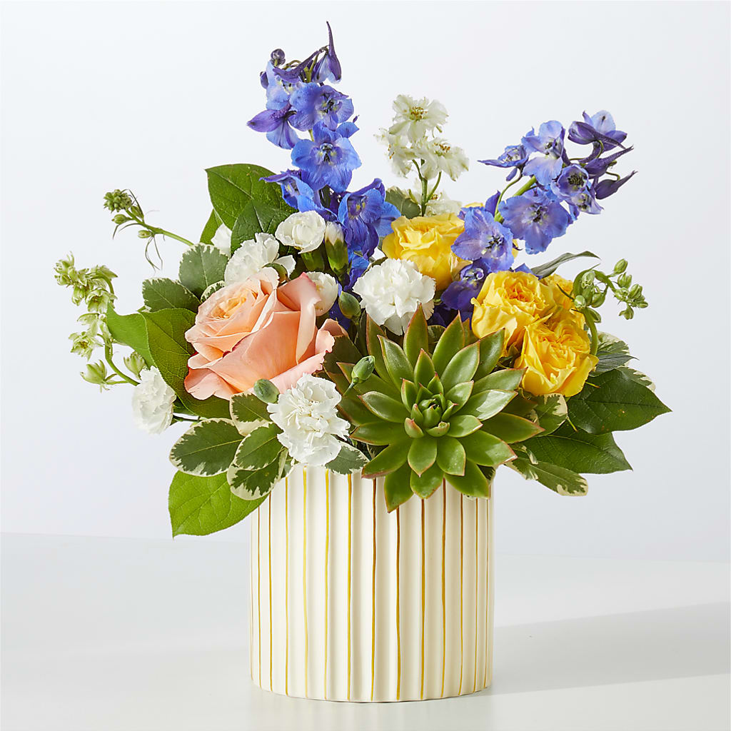 Cobalt Reverie Bouquet – Everbloom Flowers Llc, Aurora OH