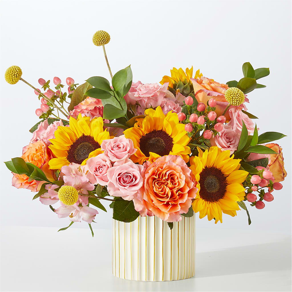 Sun's Out Bouquet – Everbloom Flowers Llc, Aurora OH