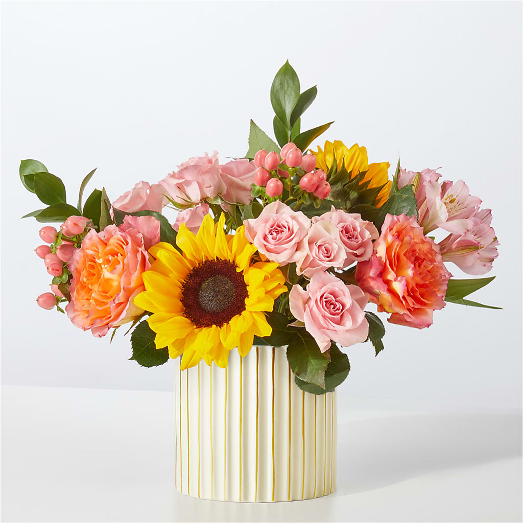 Sun's Out Bouquet – Everbloom Flowers Llc, Aurora OH