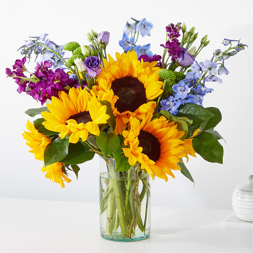 Catching Rays Bouquet – Everbloom Flowers Llc, Aurora OH