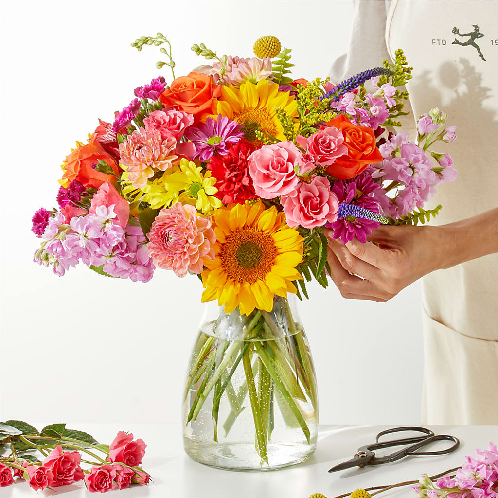 Cue the Confetti - A Florist Original – Everbloom Flowers Llc, Aurora OH