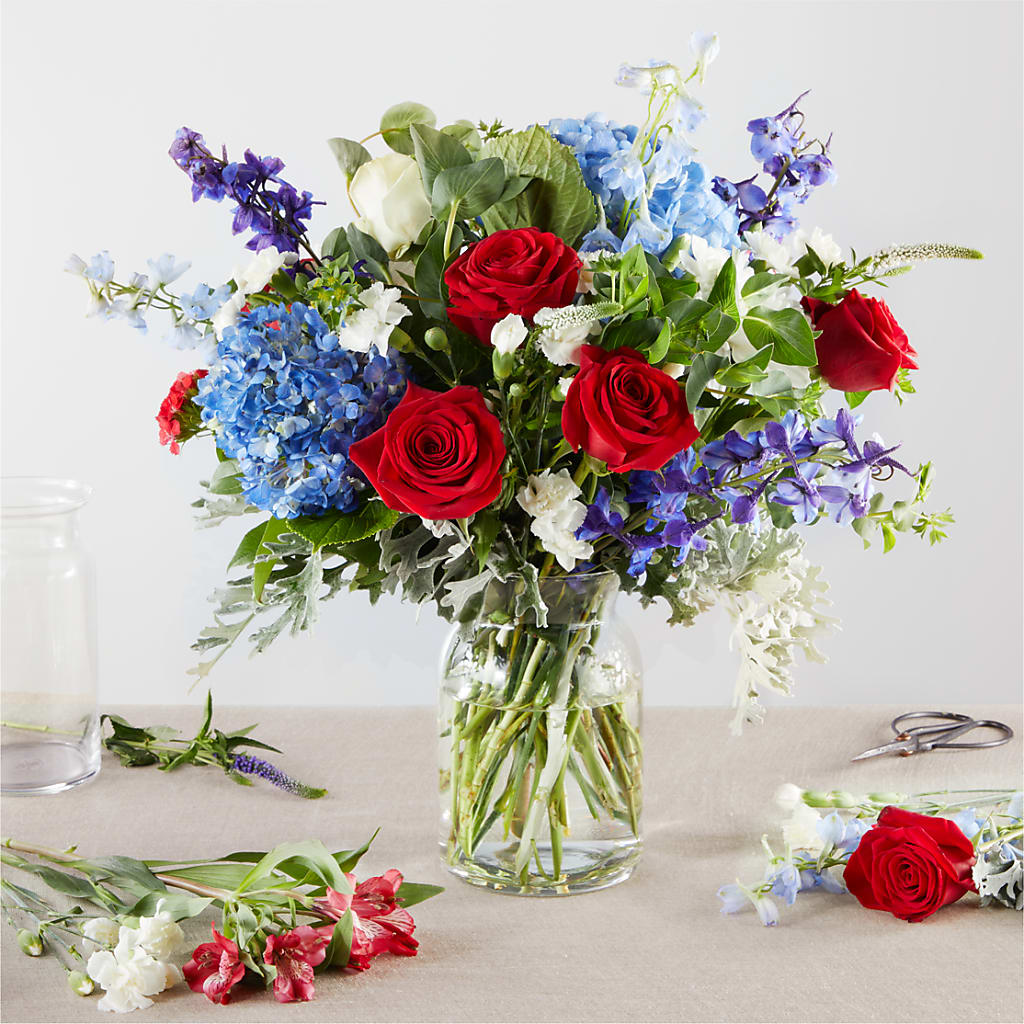 Star Spangled - A Florist Original – Everbloom Flowers Llc, Aurora OH