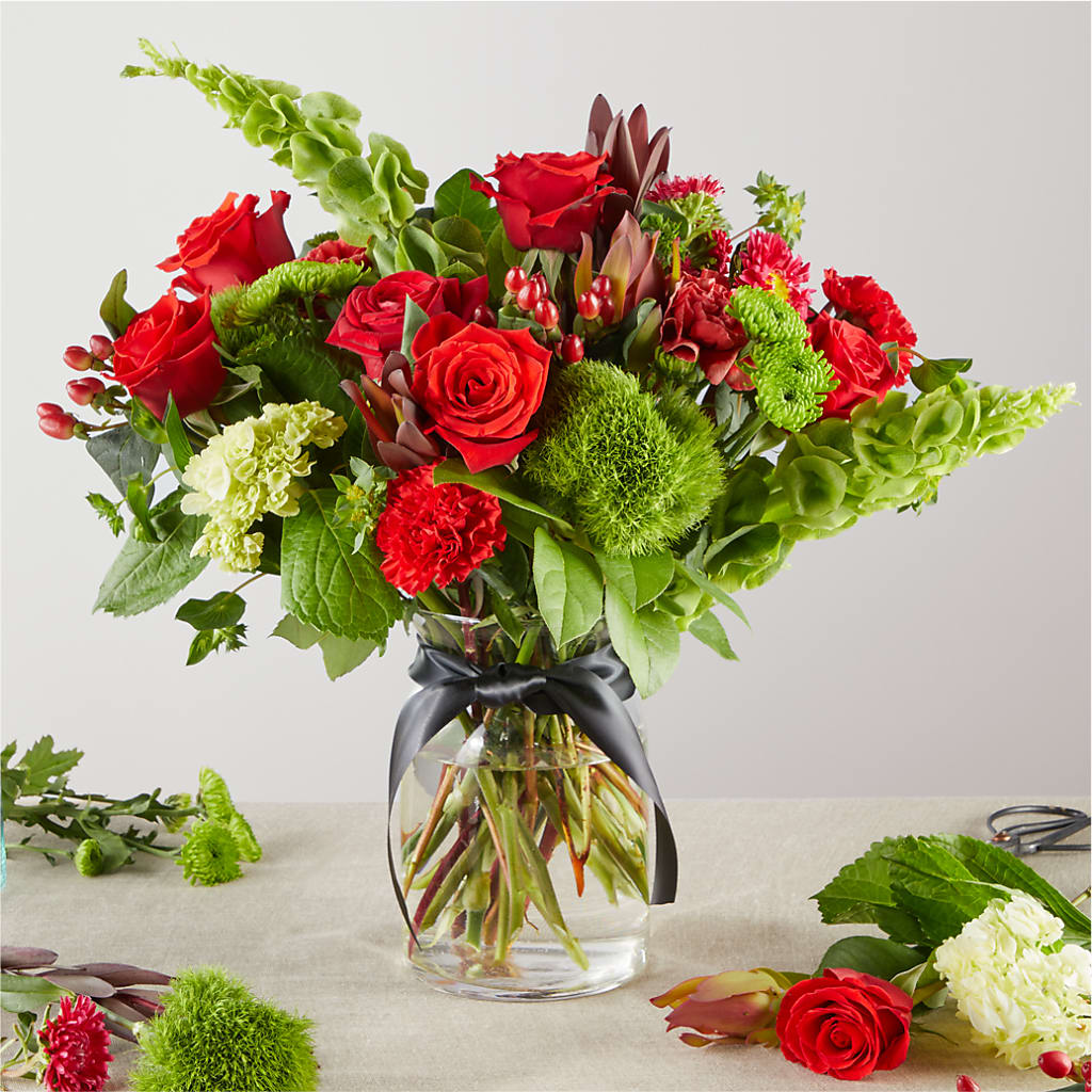 Heritage Kindle – A Florist Original – Everbloom Flowers Llc, Aurora OH