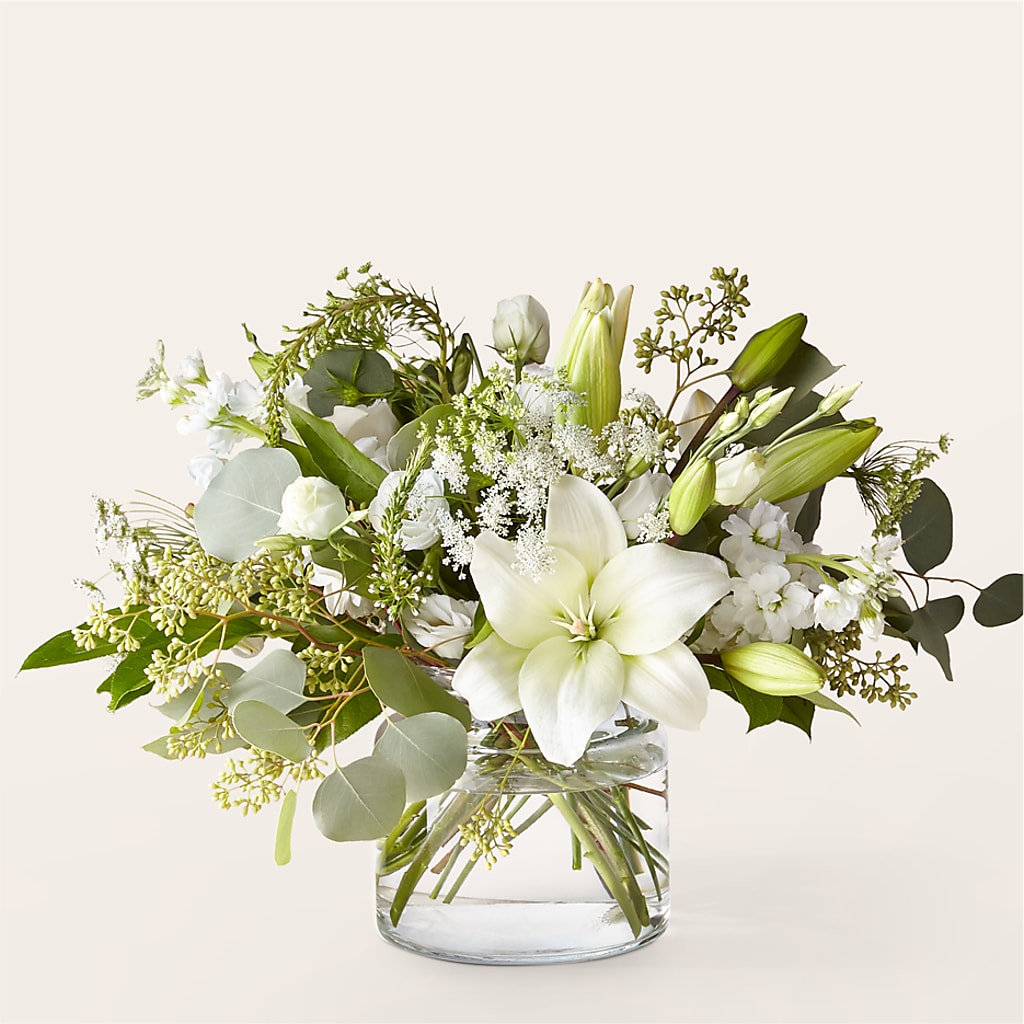 Alluring Elegance Bouquet – Everbloom Flowers Llc, Aurora OH