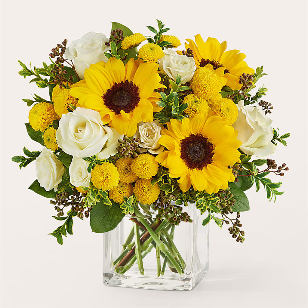 Luminous Morning Bouquet – Everbloom Flowers Llc, Aurora OH