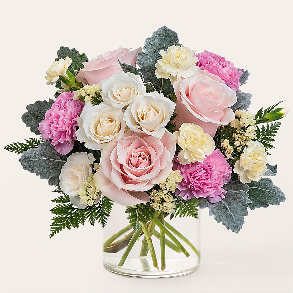 Blissful Moments Bouquet – Everbloom Flowers Llc, Aurora OH