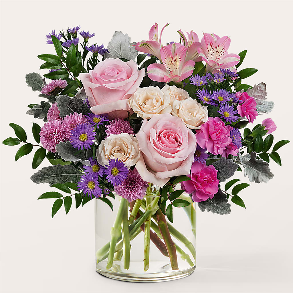 Light as a Feather Bouquet – Everbloom Flowers Llc, Aurora OH