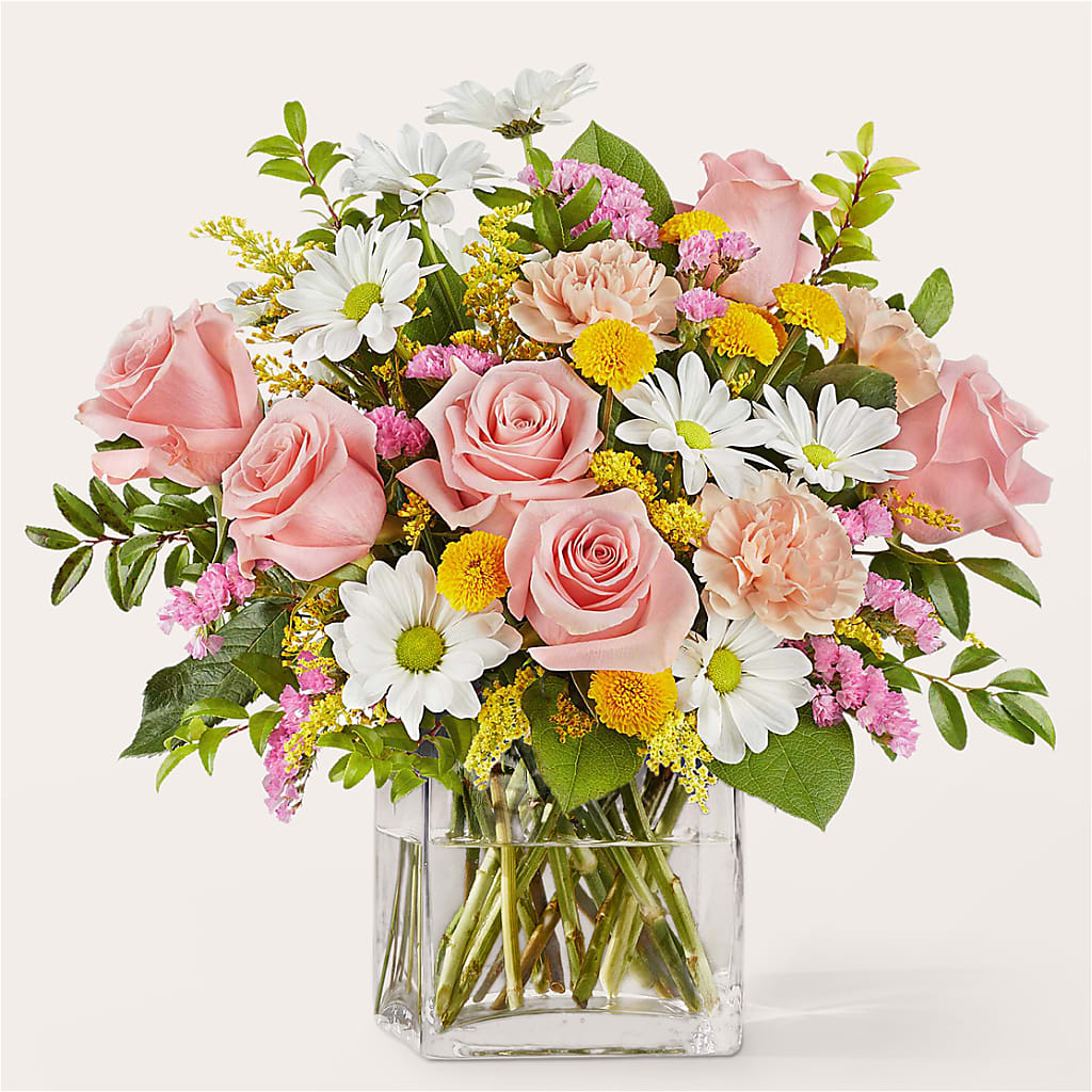 Country Cottage Bouquet – Everbloom Flowers Llc, Aurora OH
