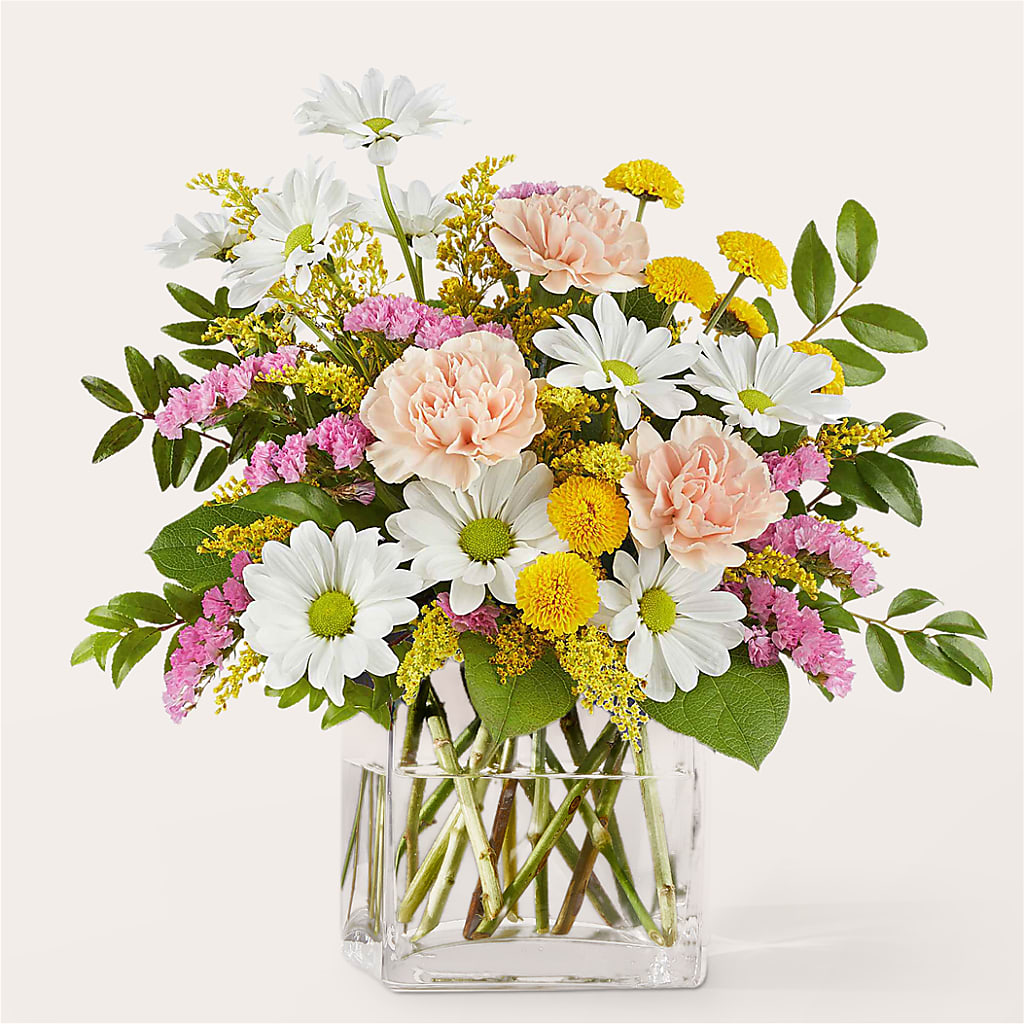 Country Cottage Bouquet – Everbloom Flowers Llc, Aurora OH