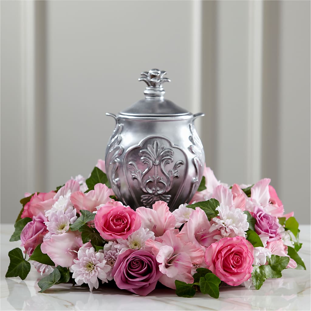 Glorious Tribute Arrangement – Everbloom Flowers Llc, Aurora OH