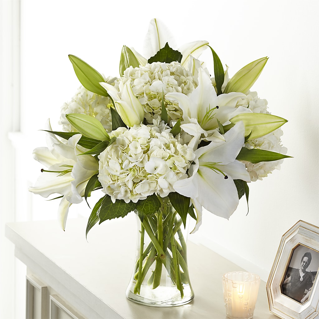 Compassionate Lily Bouquet – Everbloom Flowers Llc, Aurora OH