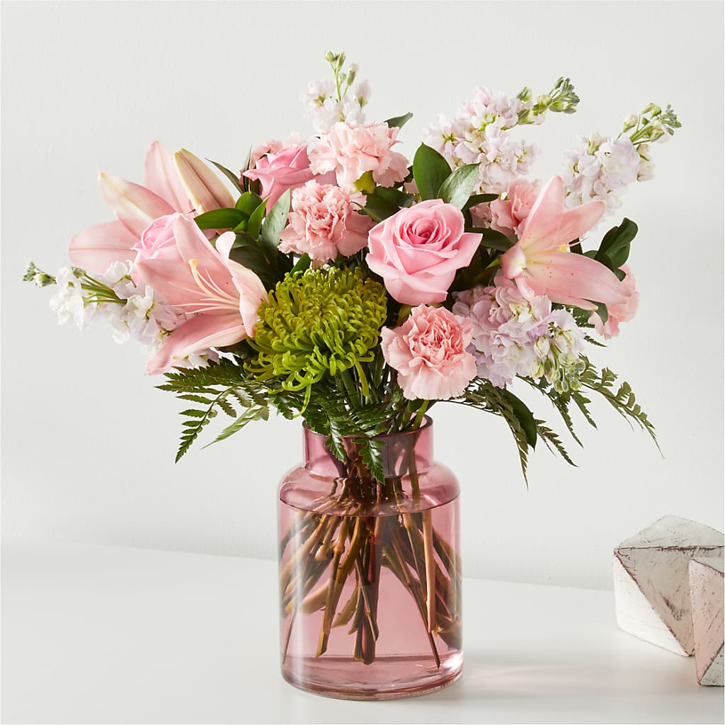 Pretty in Pink Bouquet – Everbloom Flowers Llc, Aurora OH