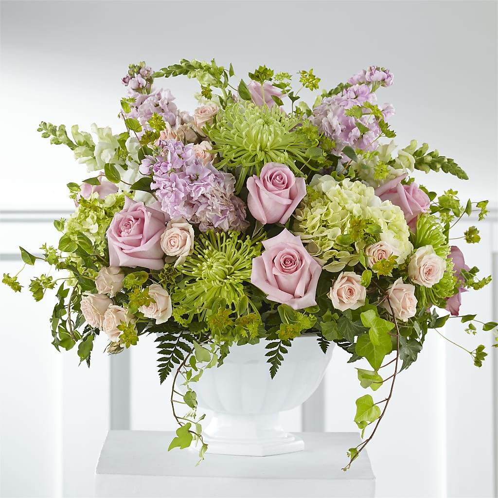 Radiant Embrace Arrangement – Everbloom Flowers Llc, Aurora OH