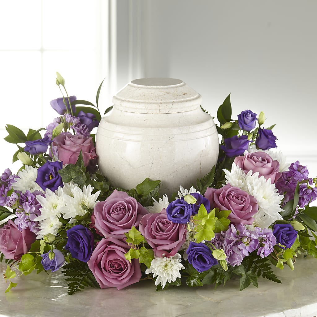 Blooming Sympathy Cremation Adornment – Everbloom Flowers Llc, Aurora OH