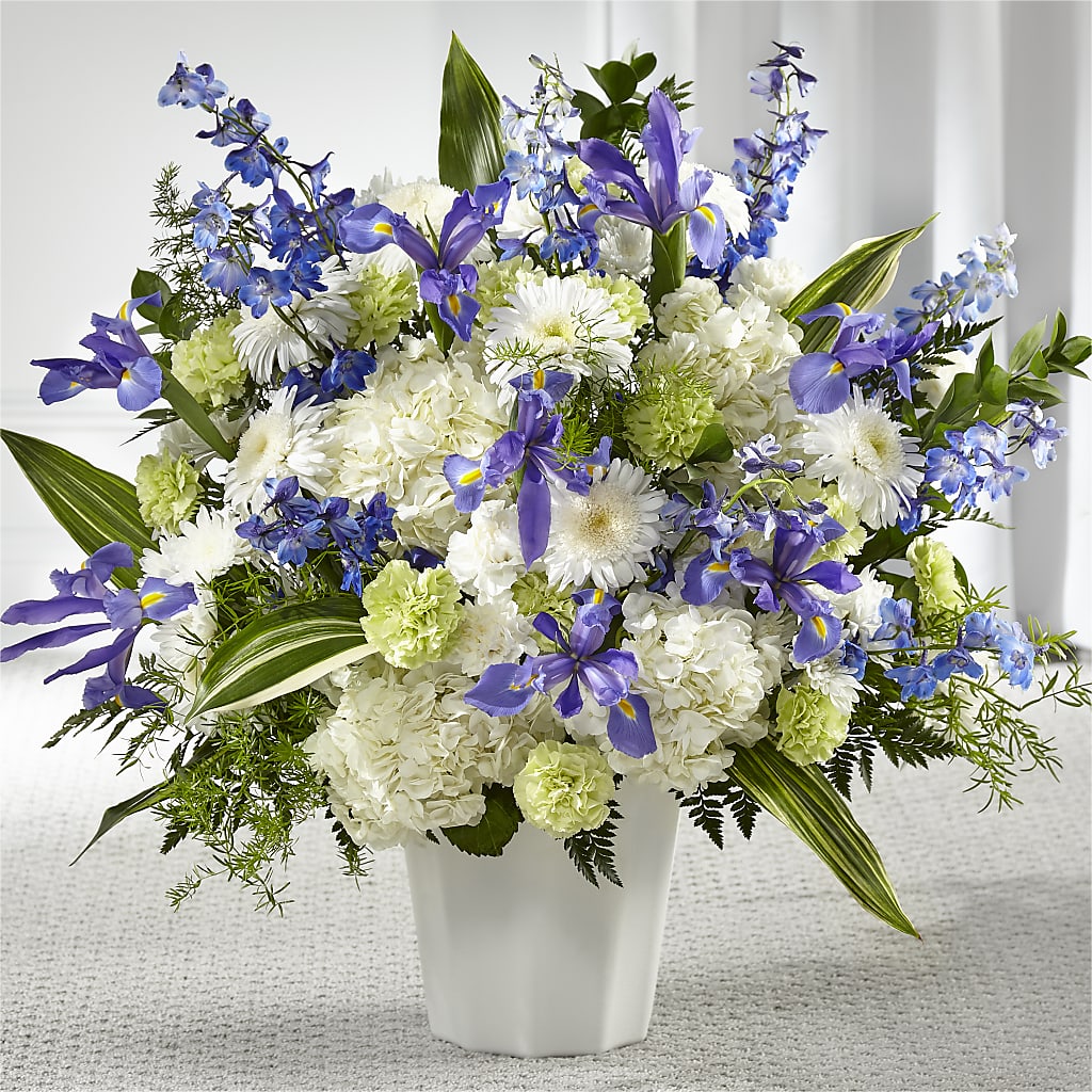 Soft Serenity Floor Basket – Everbloom Flowers Llc, Aurora OH