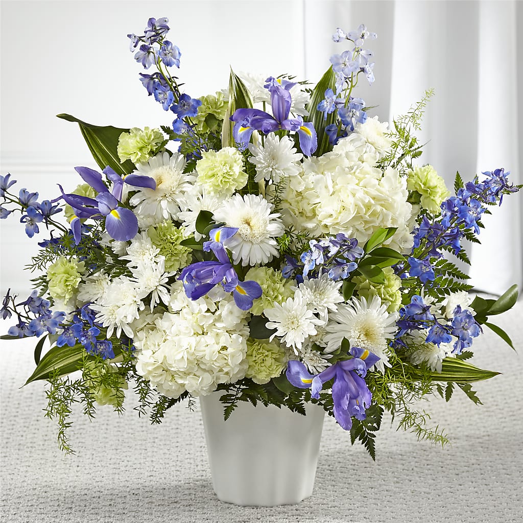 Soft Serenity Floor Basket – Everbloom Flowers Llc, Aurora OH