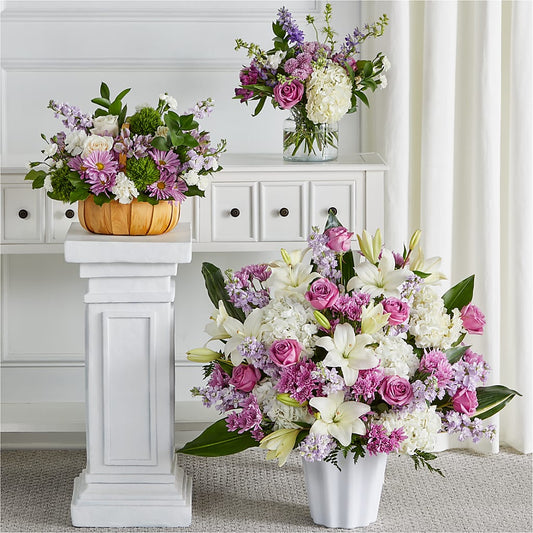 Tender Embrace Bundles – Everbloom Flowers Llc, Aurora OH