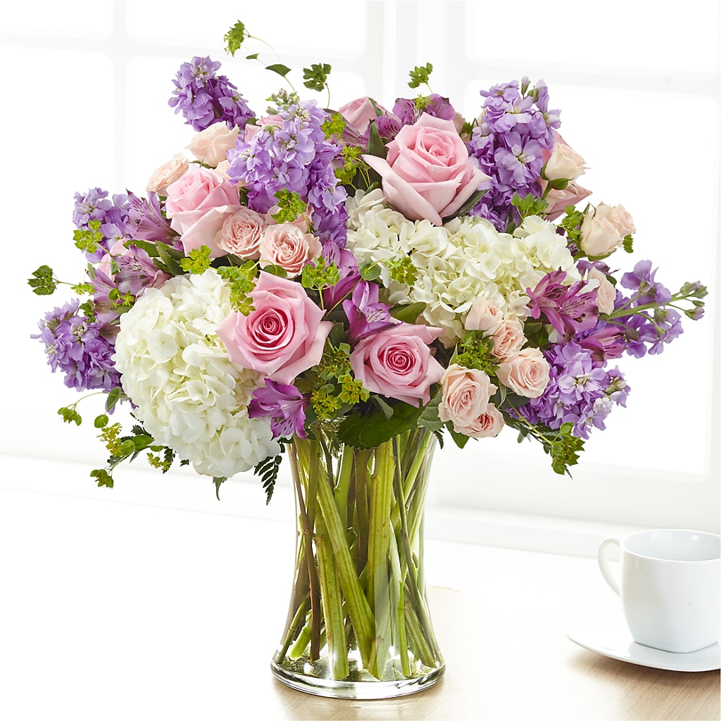 Shared Sentiment Bouquet – Everbloom Flowers Llc, Aurora OH