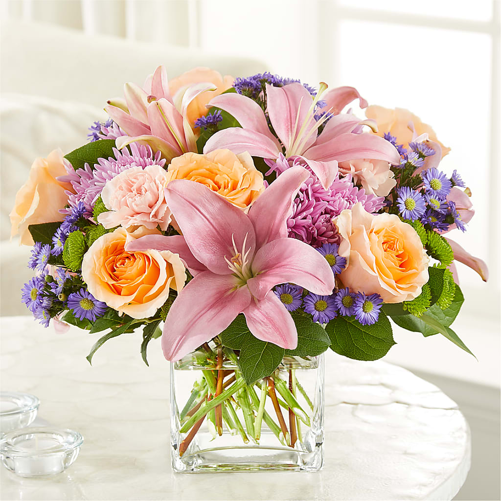 Delicate Details Bouquet – Everbloom Flowers Llc, Aurora OH