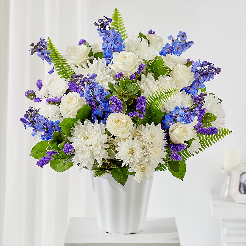 Hold Dear Tabletop Basket – Everbloom Flowers Llc, Aurora OH