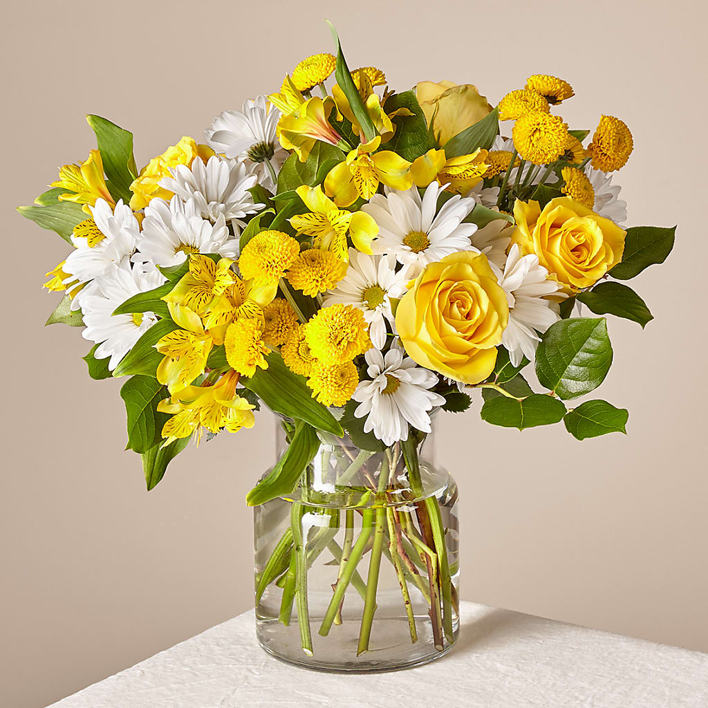 Sunny Sentiments Bouquet – Everbloom Flowers Llc, Aurora OH