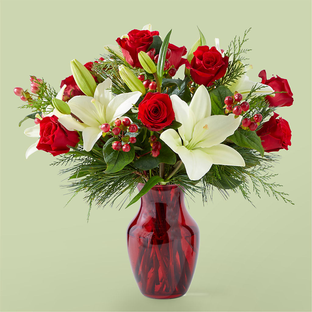 Evergreen Delight Bouquet – Everbloom Flowers Llc, Aurora OH