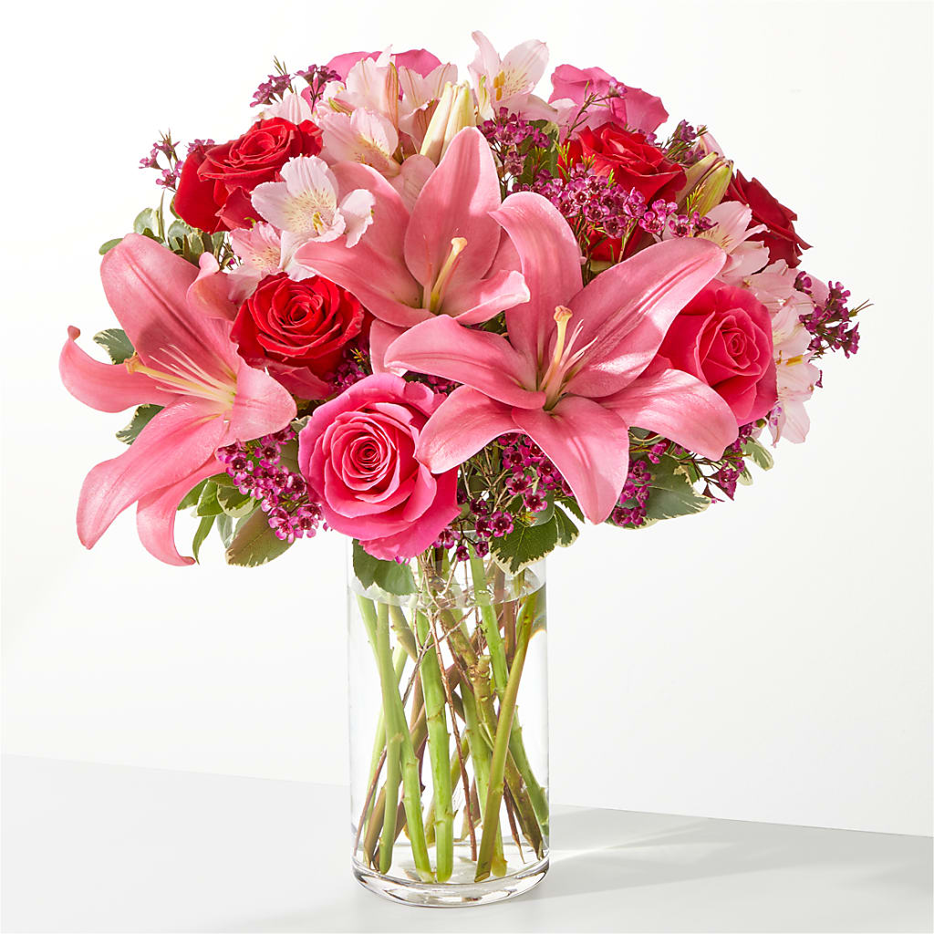 Lucky in Love Bouquet – Everbloom Flowers Llc, Aurora OH