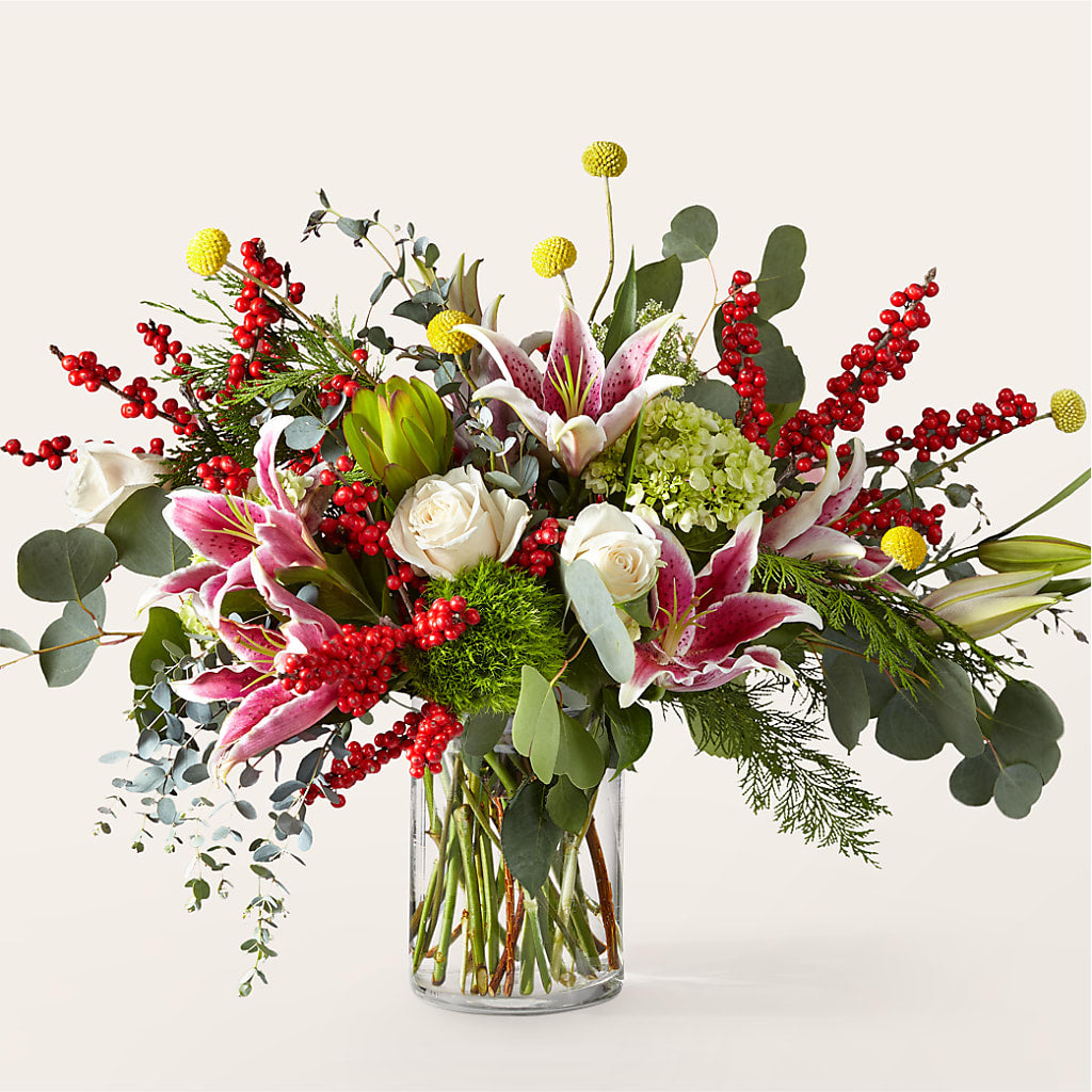 Berry & Bright Bouquet – Everbloom Flowers Llc, Aurora OH
