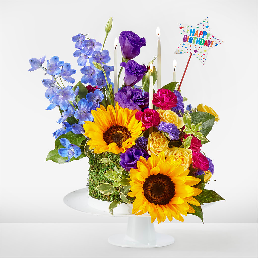 Star of the Day Floral Cake – Everbloom Flowers Llc, Aurora OH