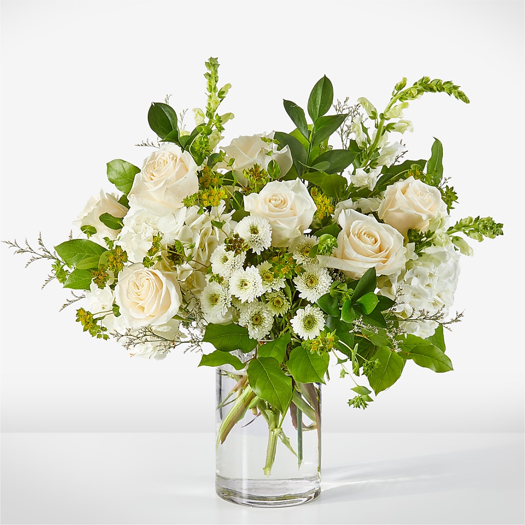 Hint of Vanilla Bouquet – Everbloom Flowers Llc, Aurora OH