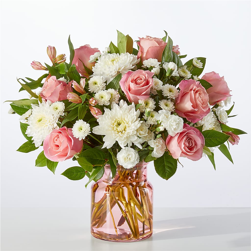 Infatuated Bouquet – Everbloom Flowers Llc, Aurora OH
