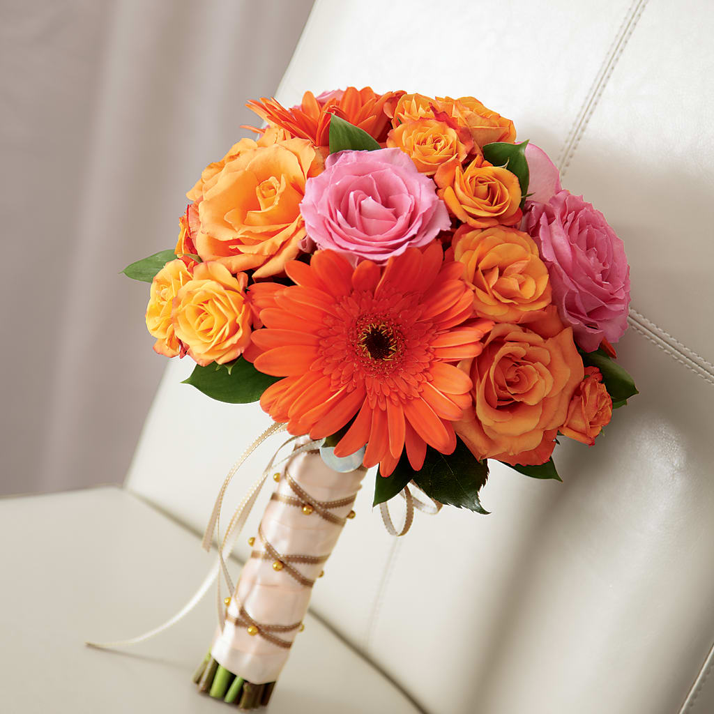 Lifetime of Love Bouquet – Everbloom Flowers Llc, Aurora OH