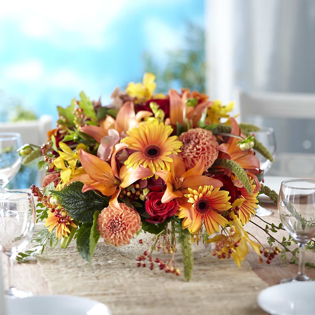 One and Only Centerpiece – Everbloom Flowers Llc, Aurora OH