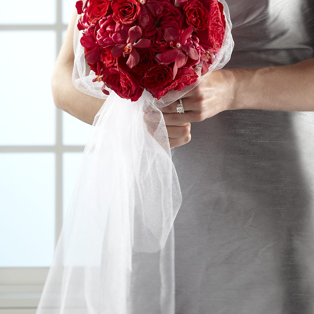 Desire Bouquet – Everbloom Flowers Llc, Aurora OH