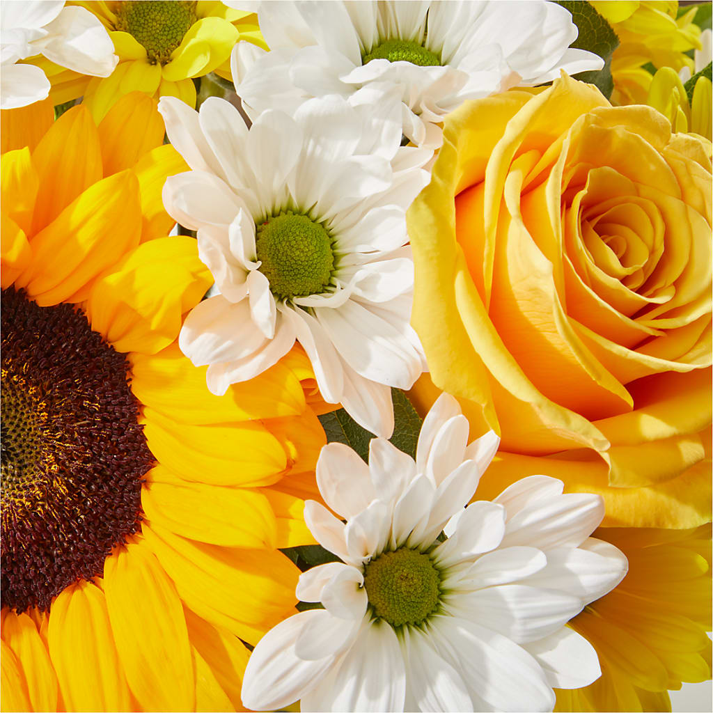Be Happy Bouquet –  Everbloom Flowers Llc, Aurora OH