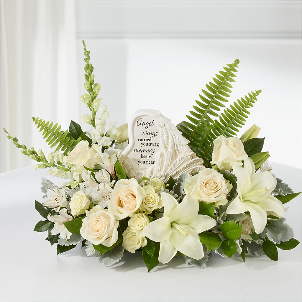 Holding You Close Arrangement –  Everbloom Flowers Llc, Aurora OH