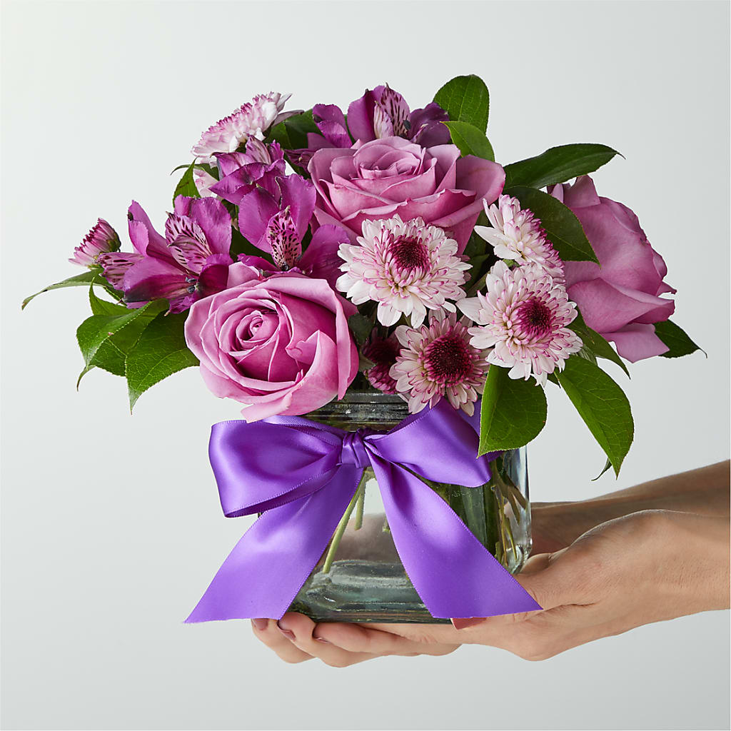 Sugarplum Bouquet –  Everbloom Flowers Llc, Aurora OH