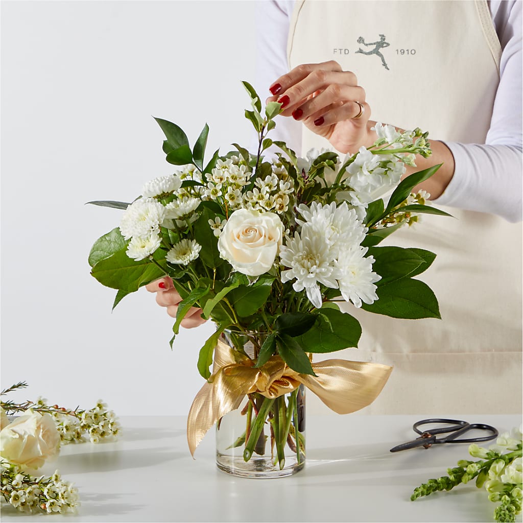 New Beginnings – A Florist Original –  Everbloom Flowers Llc, Aurora OH