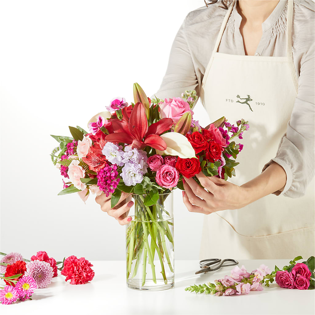Swooning Over You - A Luxury Florist Original –  Everbloom Flowers Llc, Aurora OH