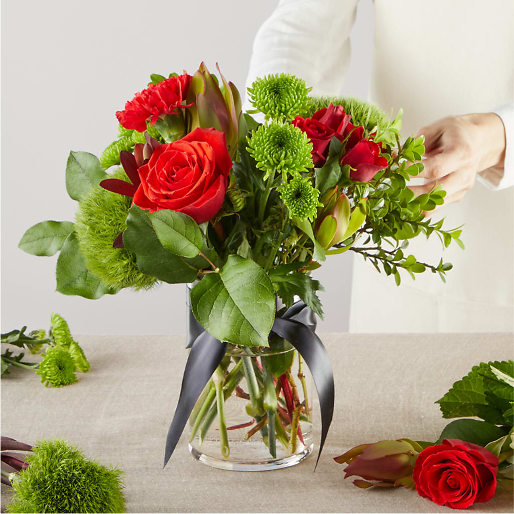 Heritage Kindle – A Florist Original –  Everbloom Flowers Llc, Aurora OH