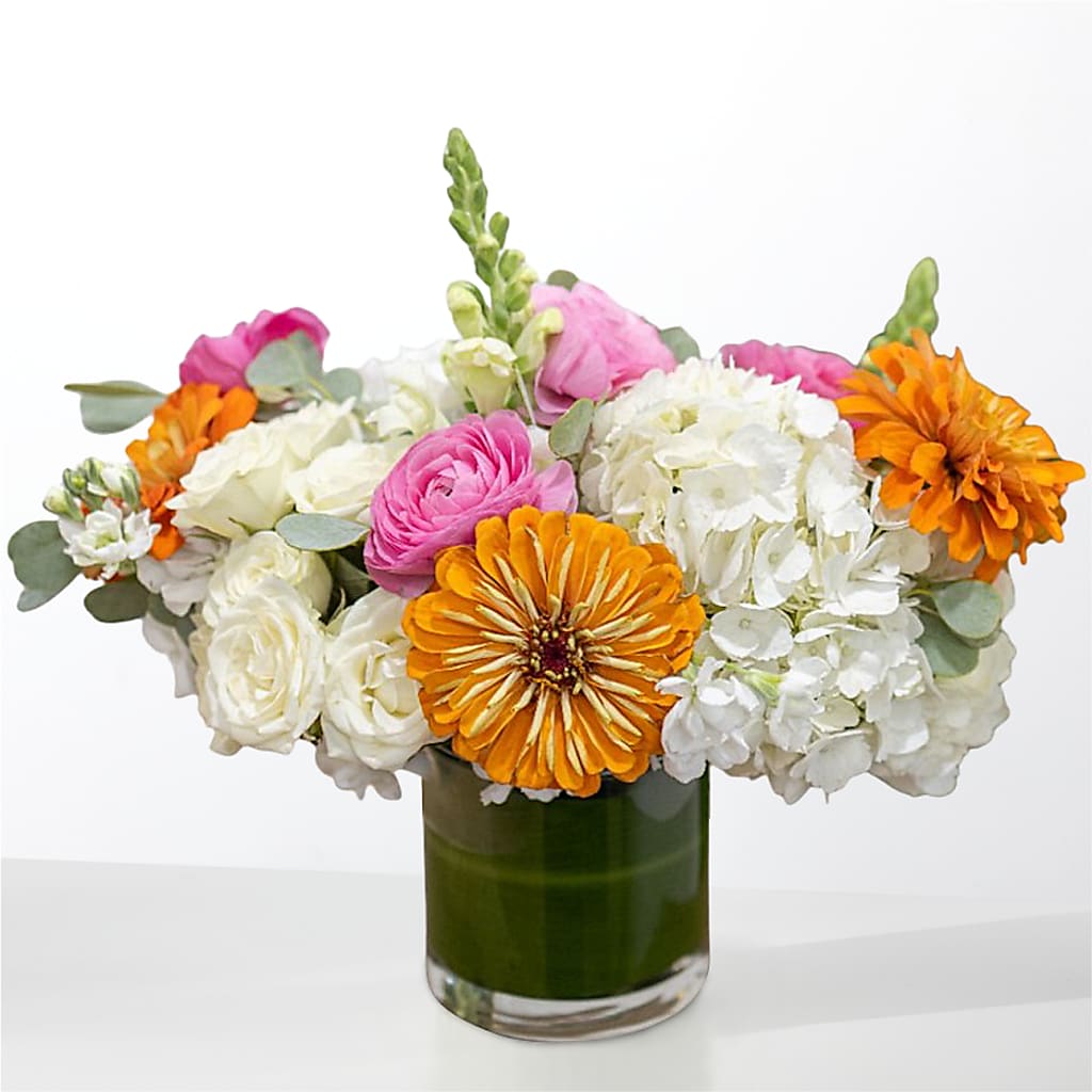 The Meet Cute –  Everbloom Flowers Llc, Aurora OH