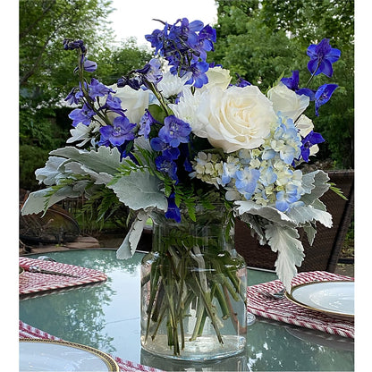 Clear Skies Bouquet –  Everbloom Flowers Llc, Aurora OH