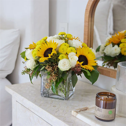 Luminous Morning Bouquet –  Everbloom Flowers Llc, Aurora OH
