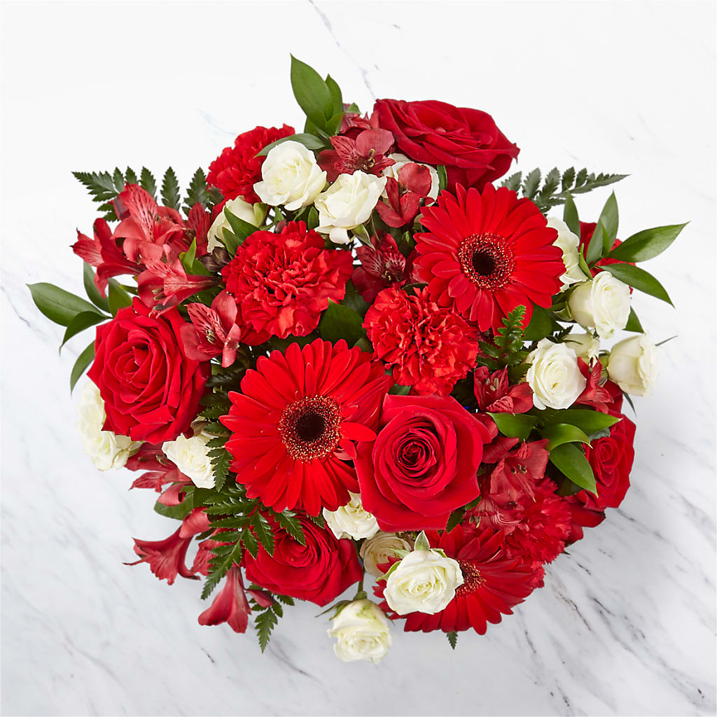 Hearts Embrace Bouquet –  Everbloom Flowers Llc, Aurora OH