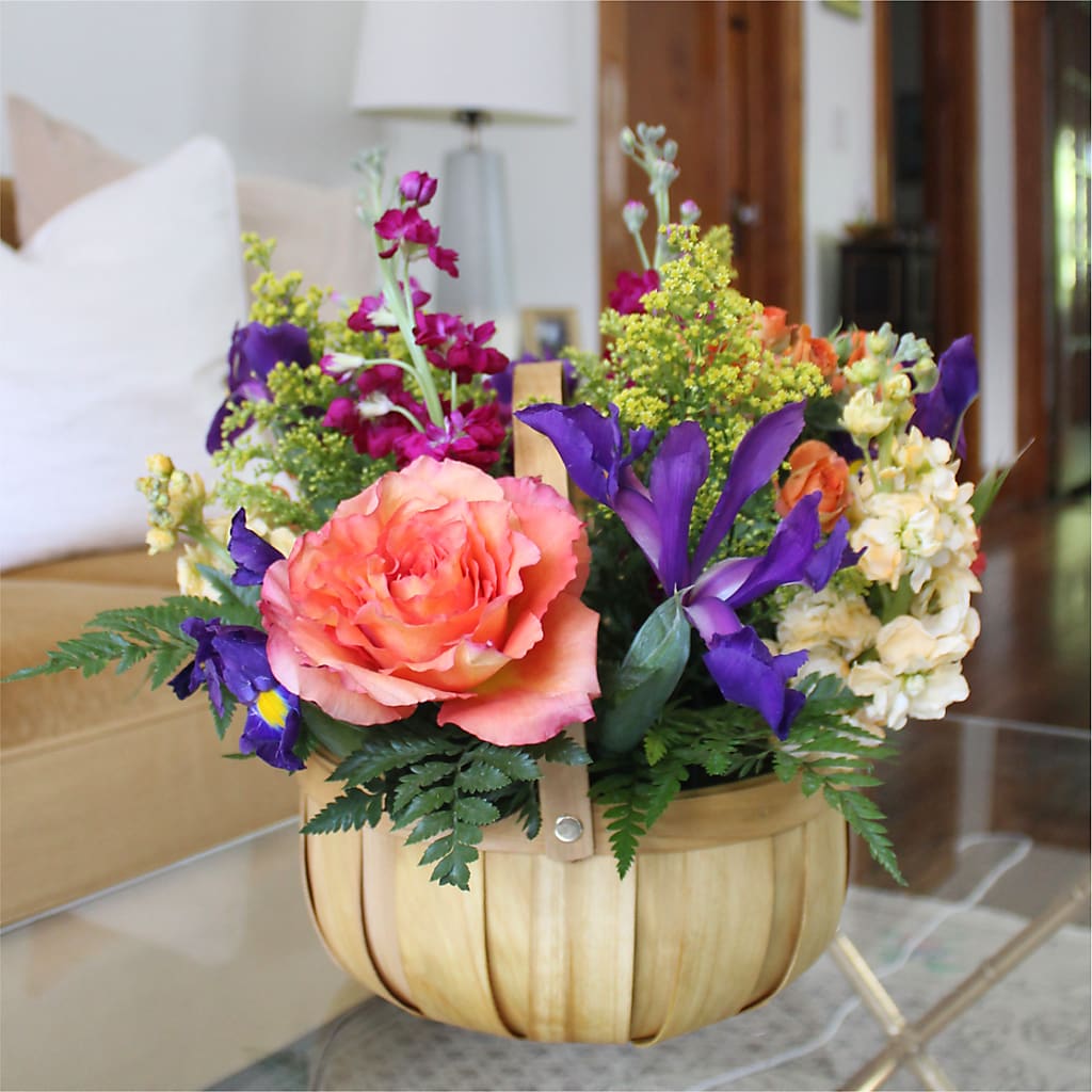 Garden of Life Basket –  Everbloom Flowers Llc, Aurora OH