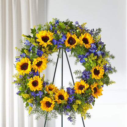 Bright Rays Wreath –  Everbloom Flowers Llc, Aurora OH
